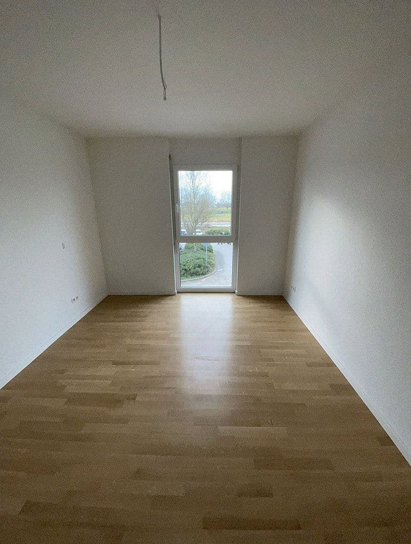 Pronájem bytu 3+1 80 m², Bahnhofstraße 2b, Bad Schönborn, Bádensko-Württembersko Pronájem bytu 3+1 80 m², Bahnhofstraße 2b, Bad Schönborn, Bádensko-Württembersko