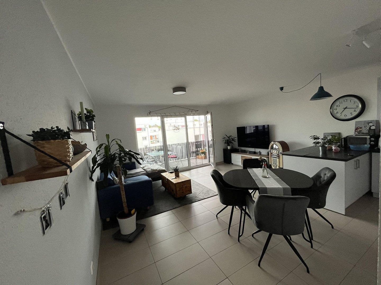 Pronájem bytu 3+1 80 m², Bahnhofstraße 2b, Bad Schönborn, Bádensko-Württembersko Pronájem bytu 3+1 80 m², Bahnhofstraße 2b, Bad Schönborn, Bádensko-Württembersko