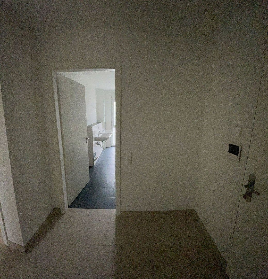 Pronájem bytu 3+1 80 m², Bahnhofstraße 2b, Bad Schönborn, Bádensko-Württembersko Pronájem bytu 3+1 80 m², Bahnhofstraße 2b, Bad Schönborn, Bádensko-Württembersko