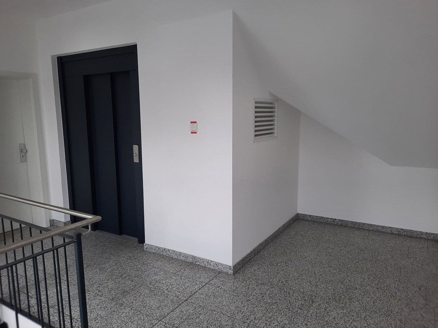 Pronájem bytu 2+kk 93 m², Haltmayrstraße, Ingolstadt, Bavorsko Pronájem bytu 2+kk 93 m², Haltmayrstraße, Ingolstadt, Bavorsko