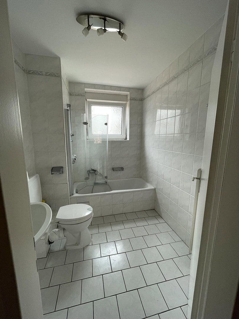 Pronájem bytu 3+1 80 m², Frankfurt a.M., Hessen Pronájem bytu 3+1 80 m², Frankfurt a.M., Hessen