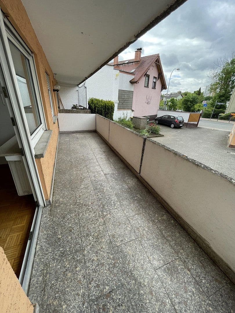 Pronájem bytu 3+1 80 m², Frankfurt a.M., Hessen Pronájem bytu 3+1 80 m², Frankfurt a.M., Hessen