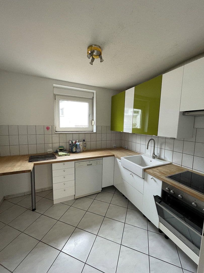 Pronájem bytu 3+1 80 m², Frankfurt a.M., Hessen Pronájem bytu 3+1 80 m², Frankfurt a.M., Hessen