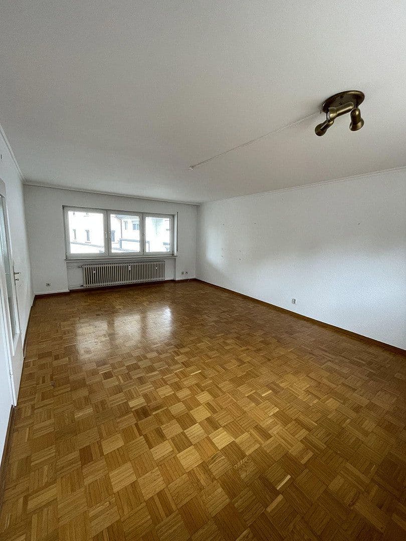 Pronájem bytu 3+1 80 m², Frankfurt a.M., Hessen Pronájem bytu 3+1 80 m², Frankfurt a.M., Hessen