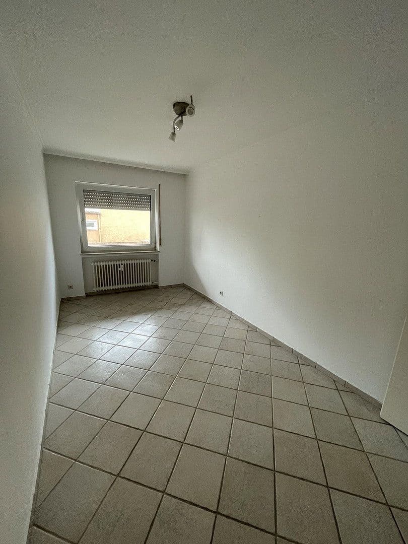 Pronájem bytu 3+1 80 m², Frankfurt a.M., Hessen Pronájem bytu 3+1 80 m², Frankfurt a.M., Hessen
