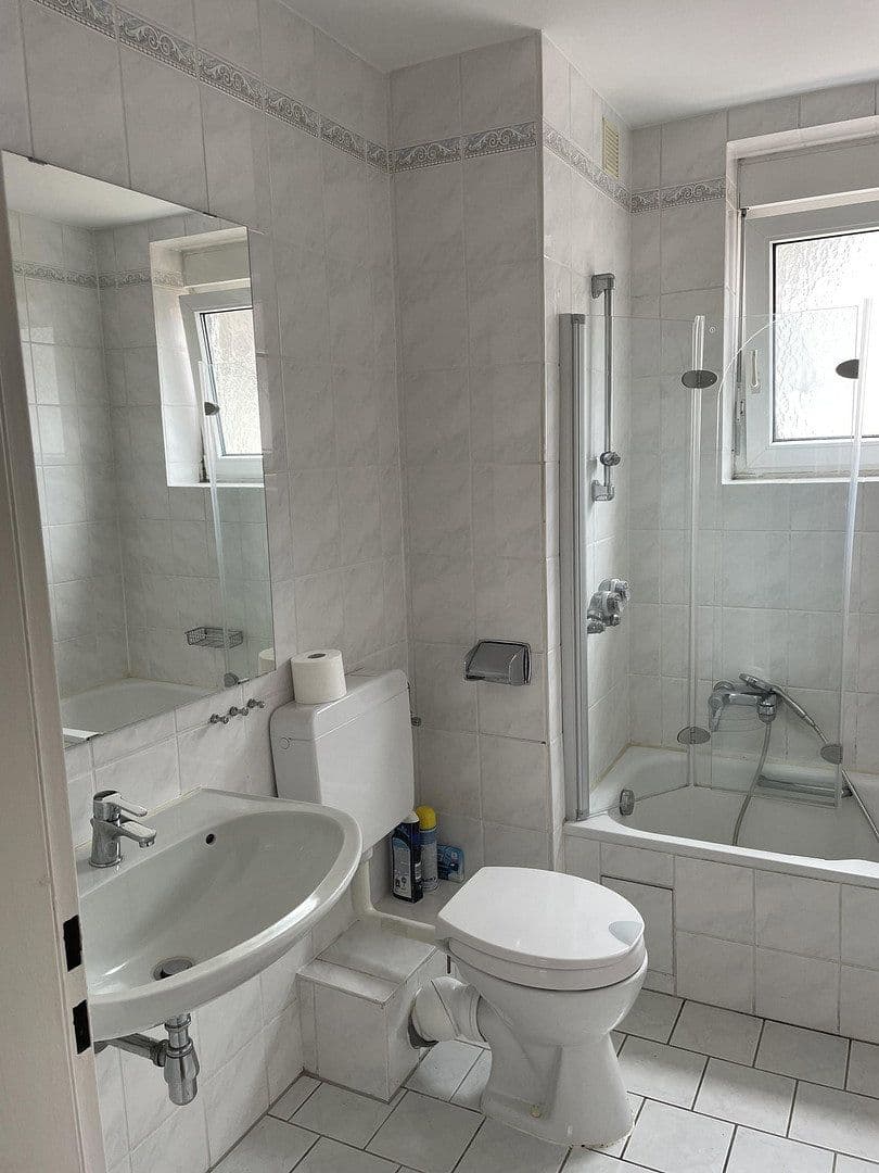 Pronájem bytu 3+1 80 m², Frankfurt a.M., Hessen Pronájem bytu 3+1 80 m², Frankfurt a.M., Hessen