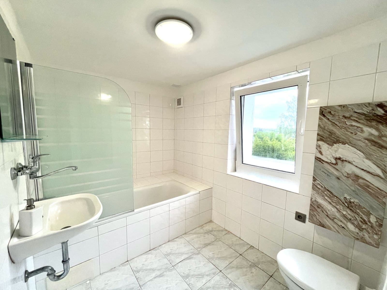 Prodej domu 270 m², pozemek 433 m², Jubilejní, Plzeň, Plzeňský kraj Prodej domu 270 m², pozemek 433 m², Jubilejní, Plzeň, Plzeňský kraj