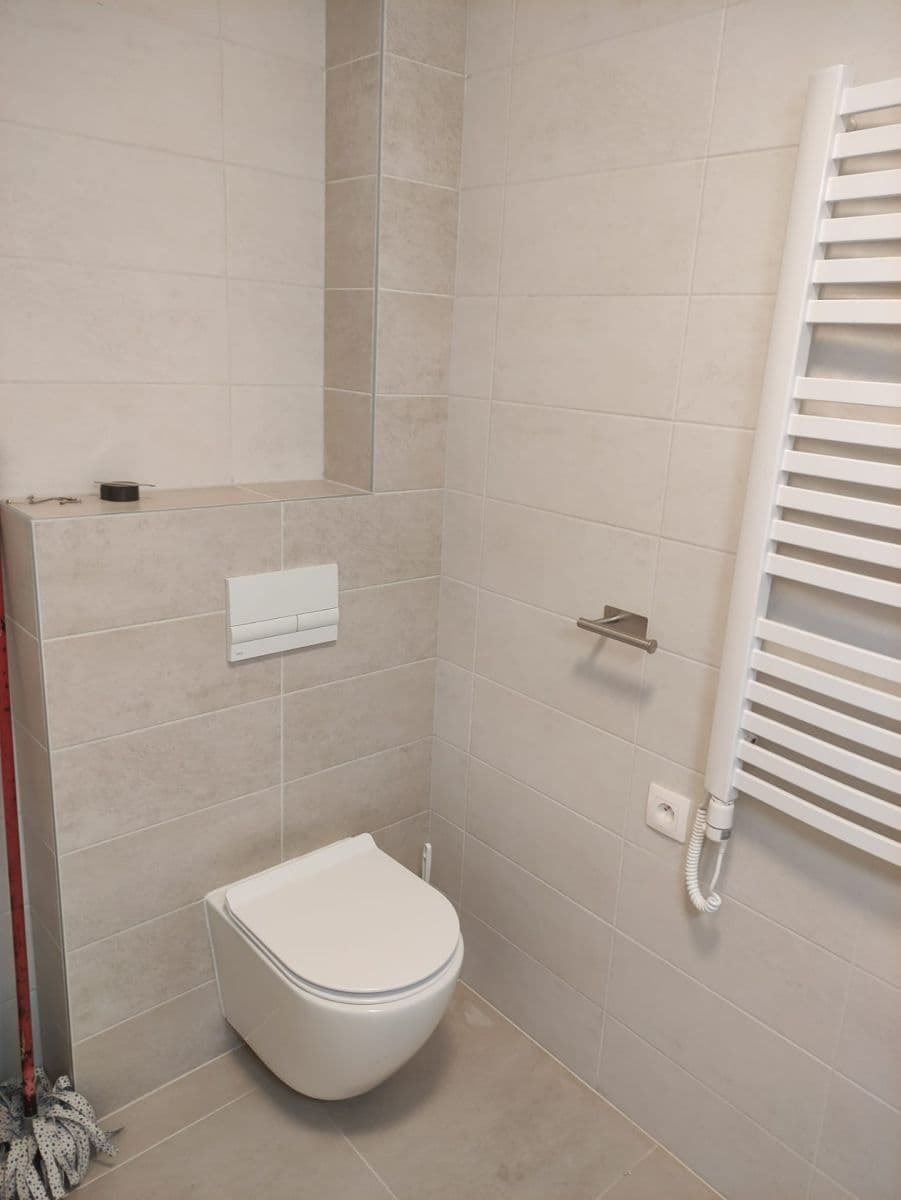 Pronájem bytu 1+kk 33 m², Hrnčířská, Uhlířské Janovice, Středočeský kraj Pronájem bytu 1+kk 33 m², Hrnčířská, Uhlířské Janovice, Středočeský kraj