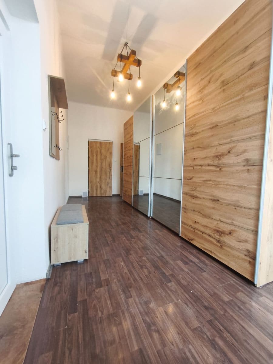 Pronájem bytu 3+1 88 m², Krátká, Svitavy, Pardubický kraj Pronájem bytu 3+1 88 m², Krátká, Svitavy, Pardubický kraj