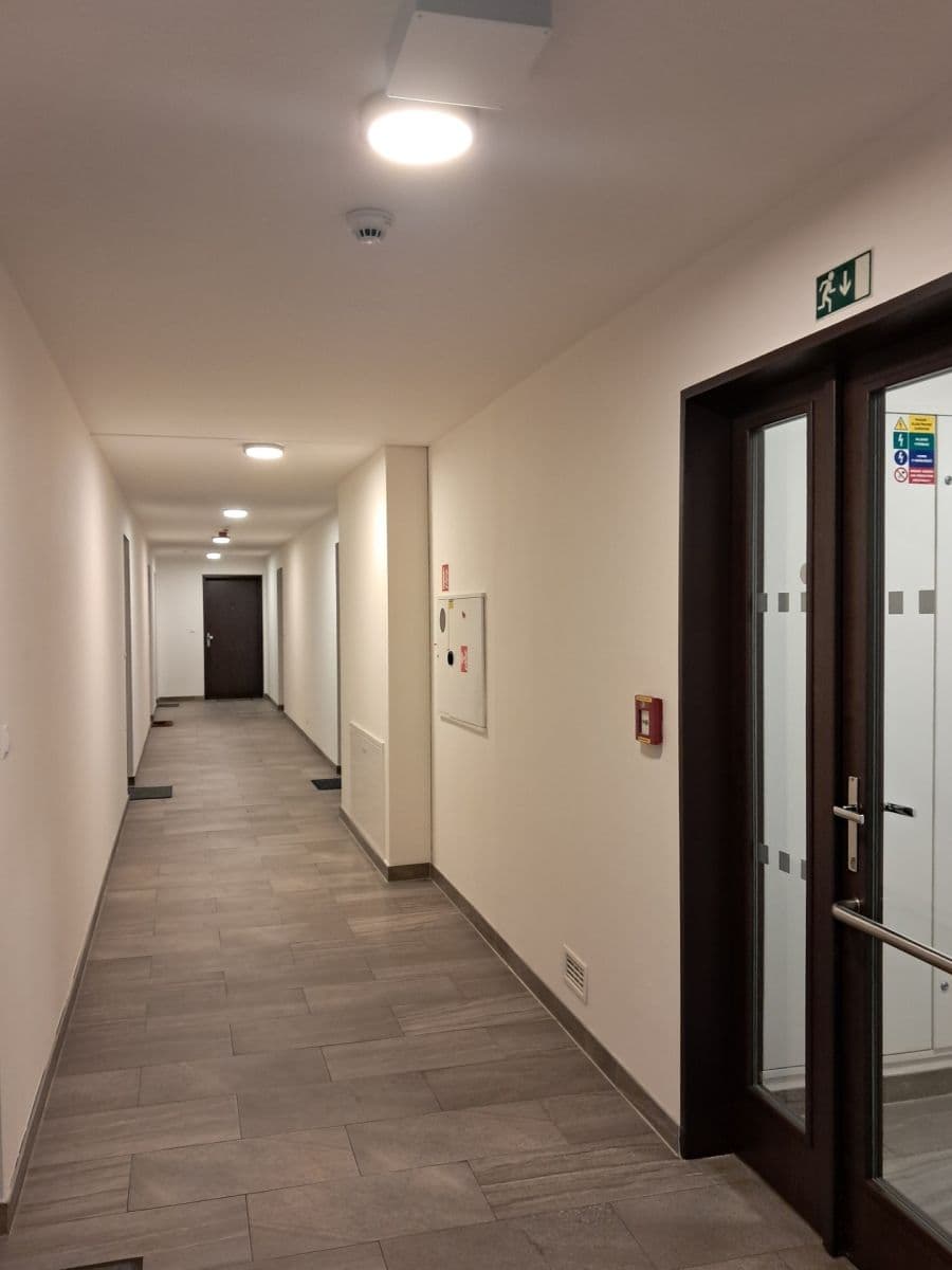 Pronájem bytu 1+kk 29 m², Do Zahrádek Ⅰ, Praha, Praha Pronájem bytu 1+kk 29 m², Do Zahrádek Ⅰ, Praha, Praha
