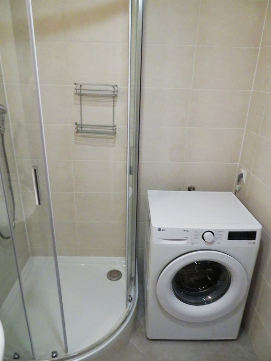 Pronájem bytu 1+kk 29 m², Do Zahrádek Ⅰ, Praha, Praha Pronájem bytu 1+kk 29 m², Do Zahrádek Ⅰ, Praha, Praha
