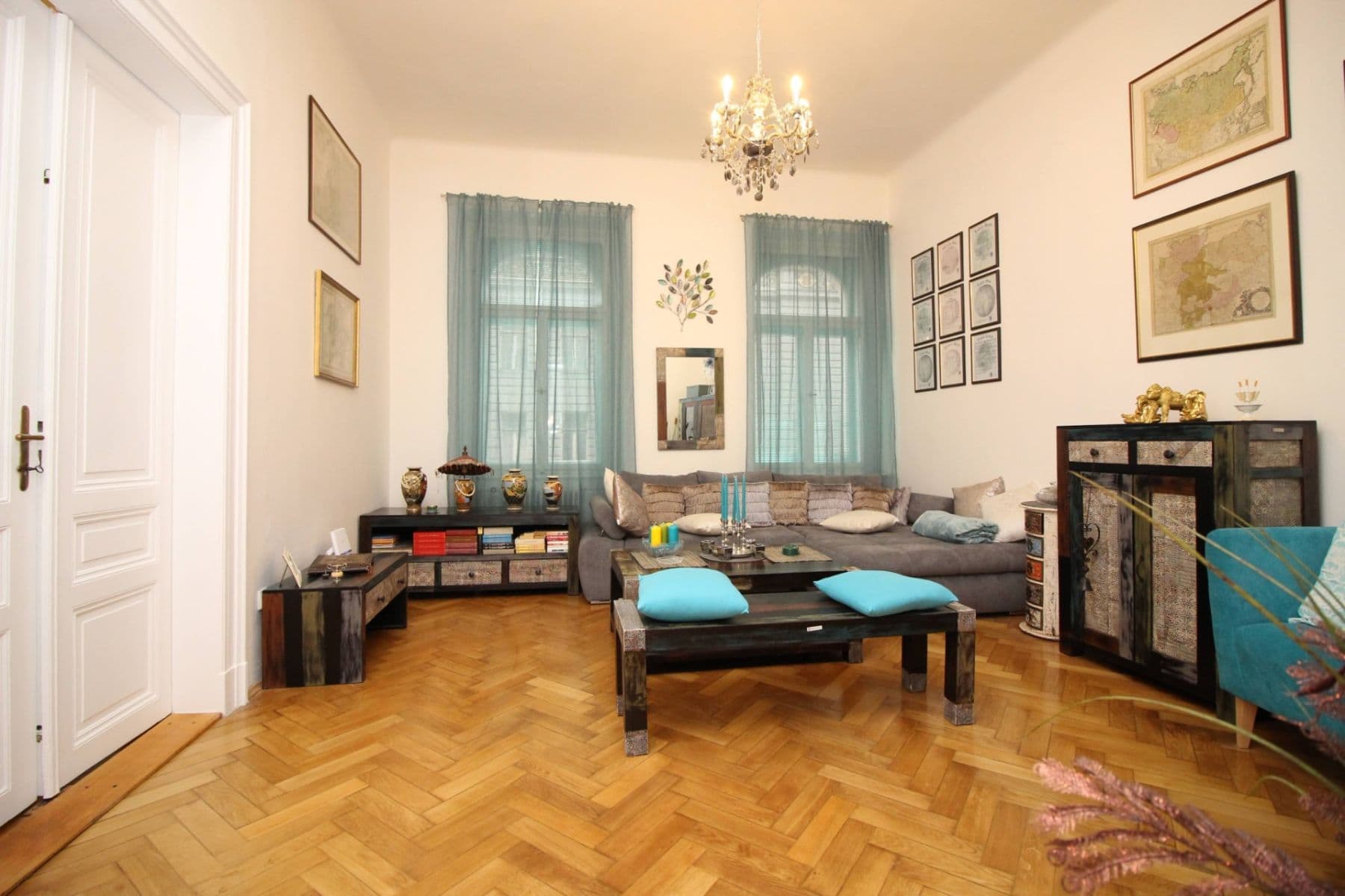 Prodej bytu 2+1 82 m², Janáčkovo nábřeží, Praha, Praha Prodej bytu 2+1 82 m², Janáčkovo nábřeží, Praha, Praha