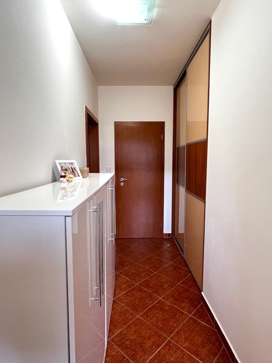 Pronájem domu 150 m², pozemek 92 m², Pod Harfou, Praha, Praha Pronájem domu 150 m², pozemek 92 m², Pod Harfou, Praha, Praha