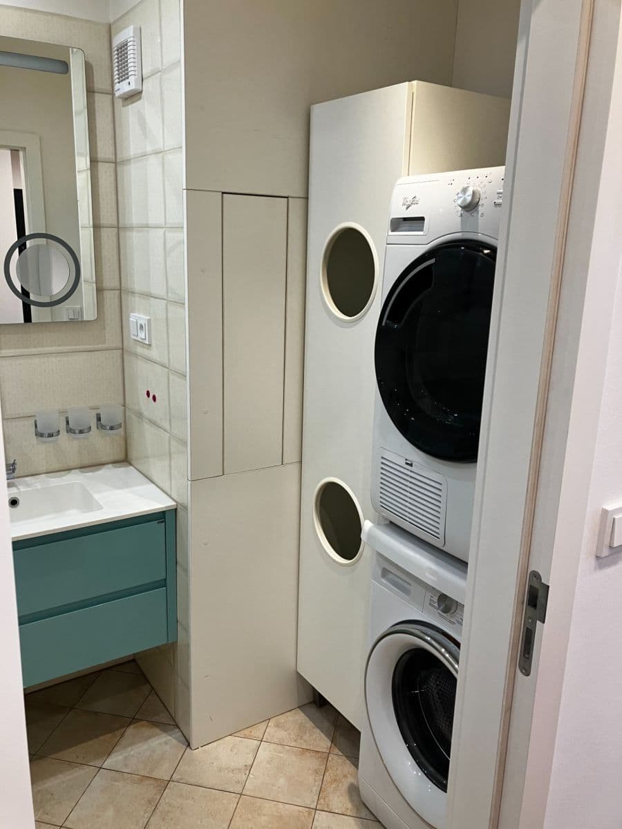 Pronájem bytu 3+kk 68 m², Toušeňská, Praha, Praha Pronájem bytu 3+kk 68 m², Toušeňská, Praha, Praha