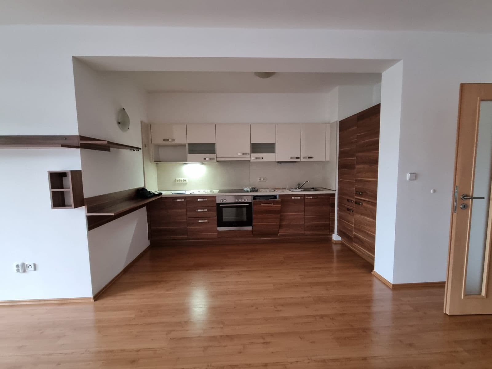 Pronájem bytu 2+kk 62 m², Sokolovská, Olomouc, Olomoucký kraj Pronájem bytu 2+kk 62 m², Sokolovská, Olomouc, Olomoucký kraj