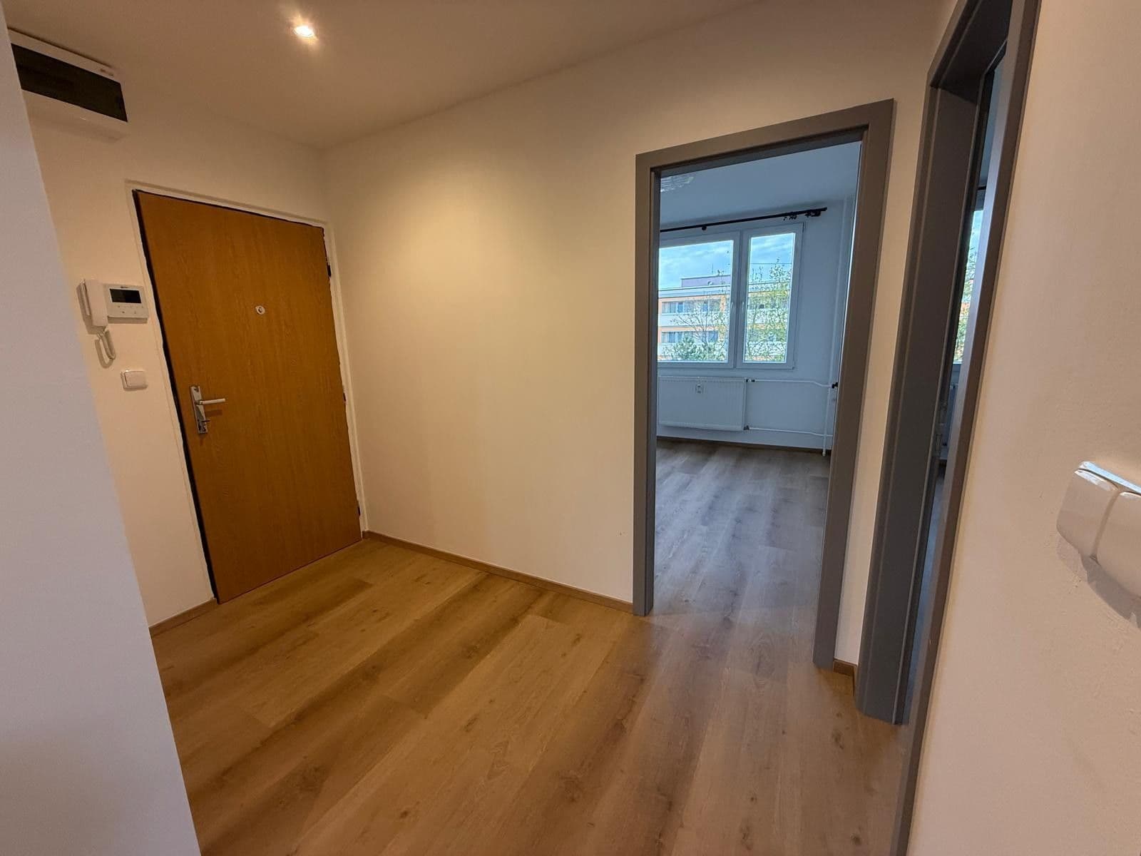 Pronájem bytu 3+kk 72 m², Moravcova, Kolín, Středočeský kraj Pronájem bytu 3+kk 72 m², Moravcova, Kolín, Středočeský kraj