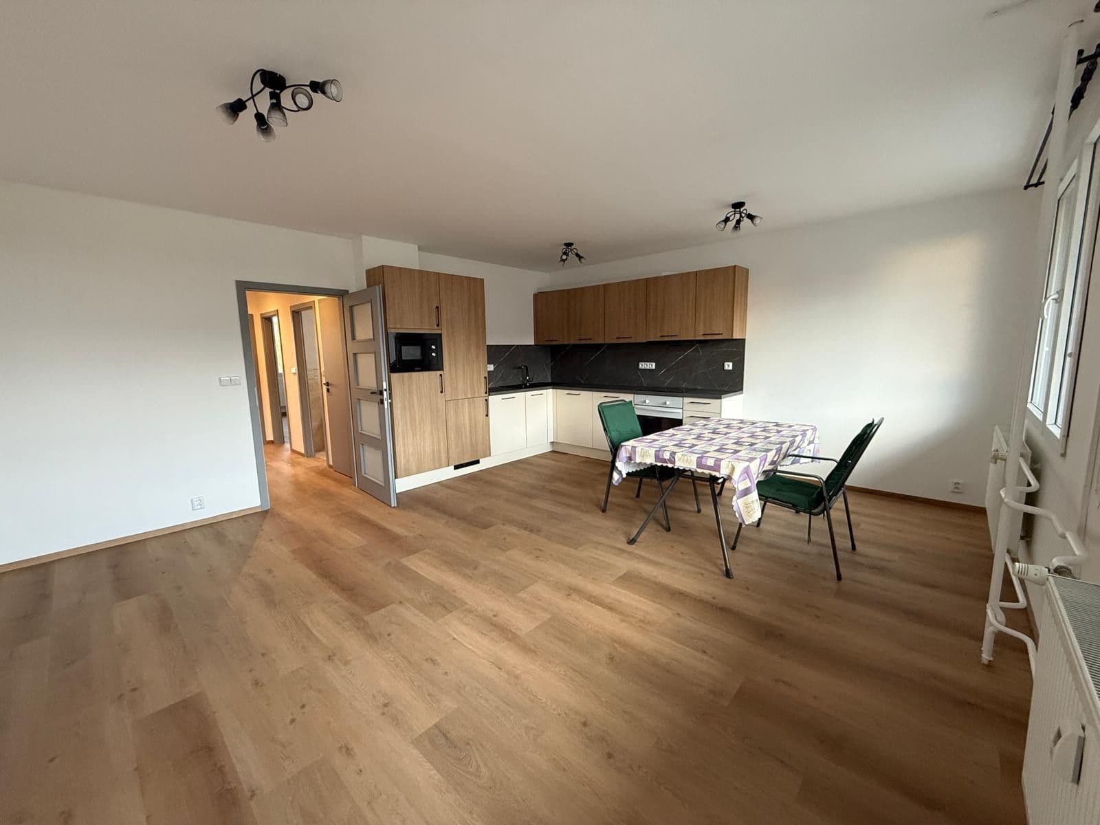 Pronájem bytu 3+kk 72 m², Moravcova, Kolín, Středočeský kraj Pronájem bytu 3+kk 72 m², Moravcova, Kolín, Středočeský kraj