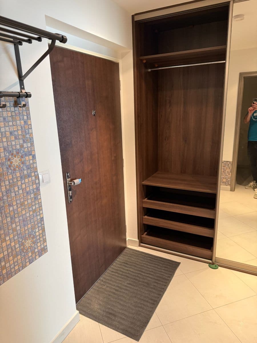 Prodej bytu 2+kk 64 m², V Háji, Praha, Praha Prodej bytu 2+kk 64 m², V Háji, Praha, Praha