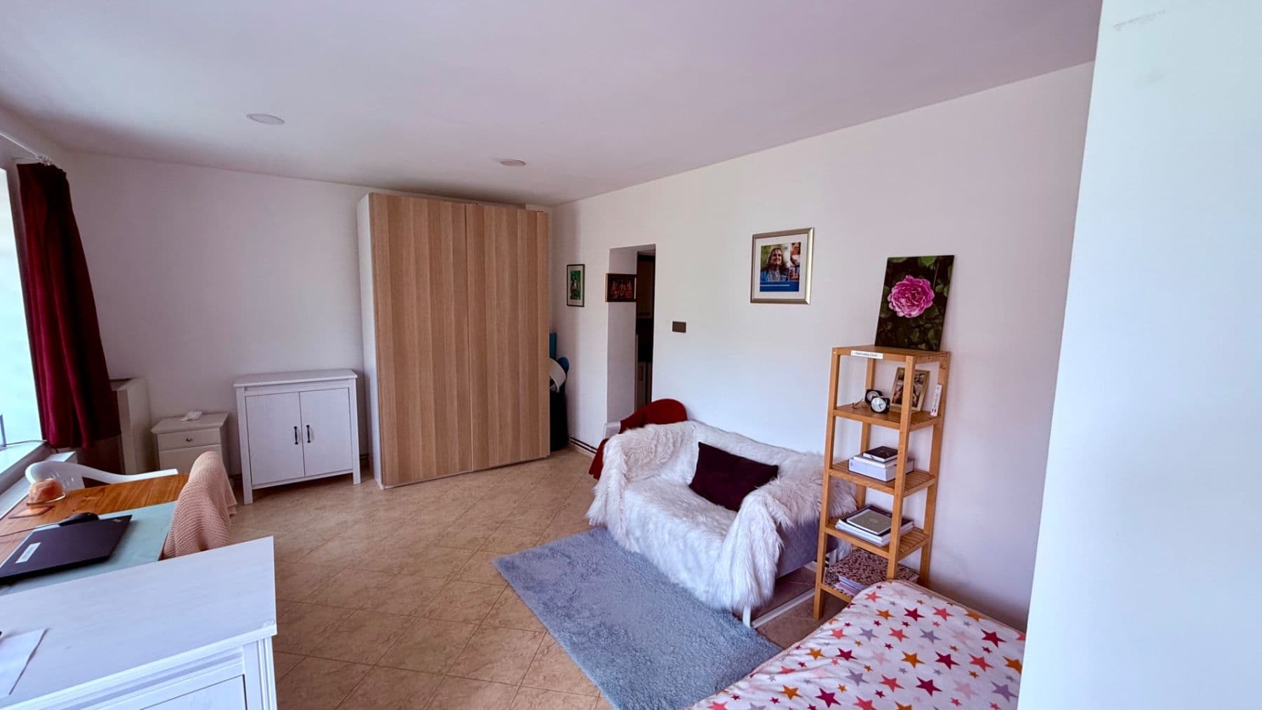 Pronájem bytu 1+kk 30 m², Palackého náměstí, Řevnice, Středočeský kraj Pronájem bytu 1+kk 30 m², Palackého náměstí, Řevnice, Středočeský kraj