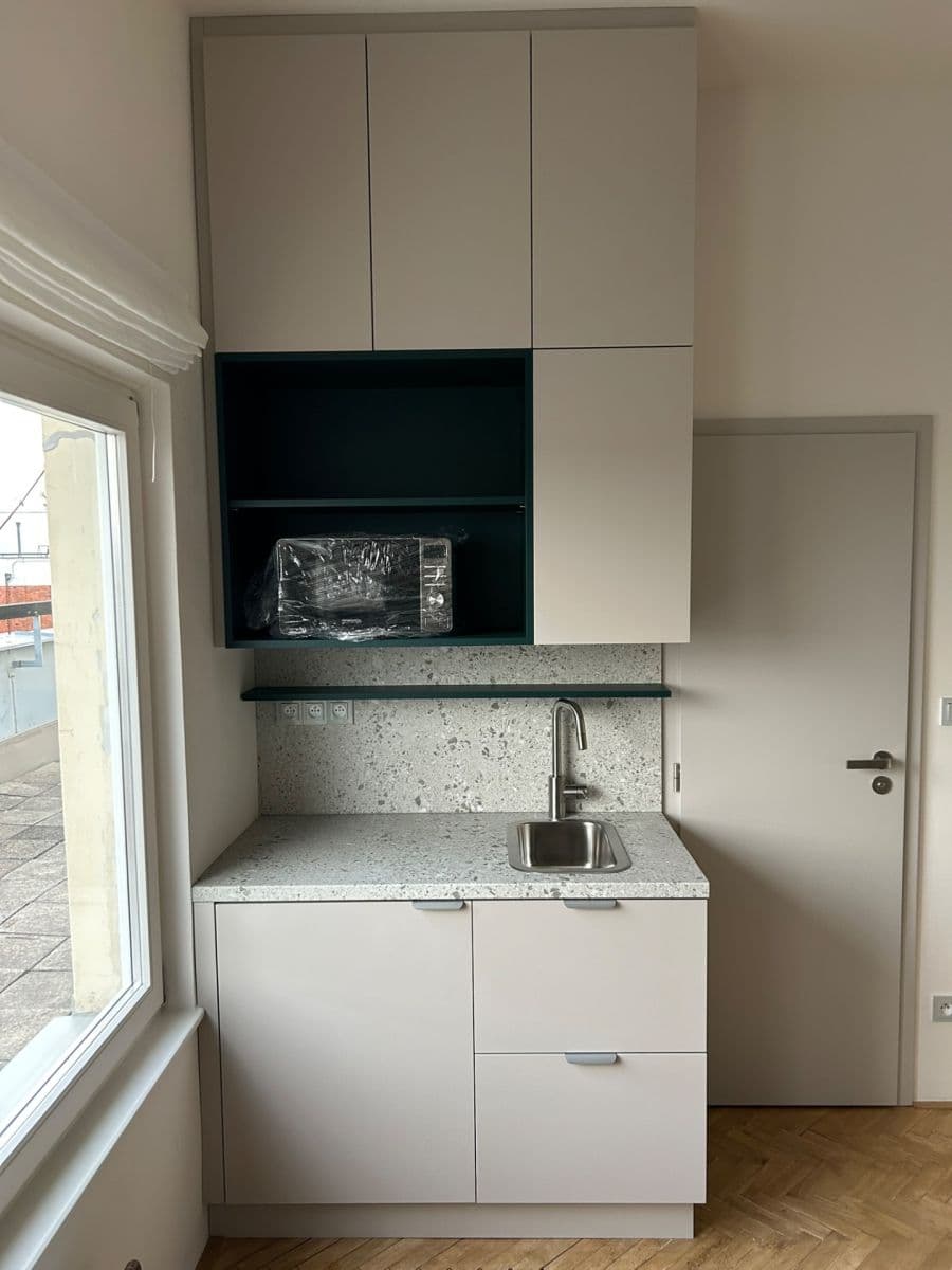 Pronájem bytu 1+kk 18 m², Na Šťáhlavce, Praha, Praha Pronájem bytu 1+kk 18 m², Na Šťáhlavce, Praha, Praha