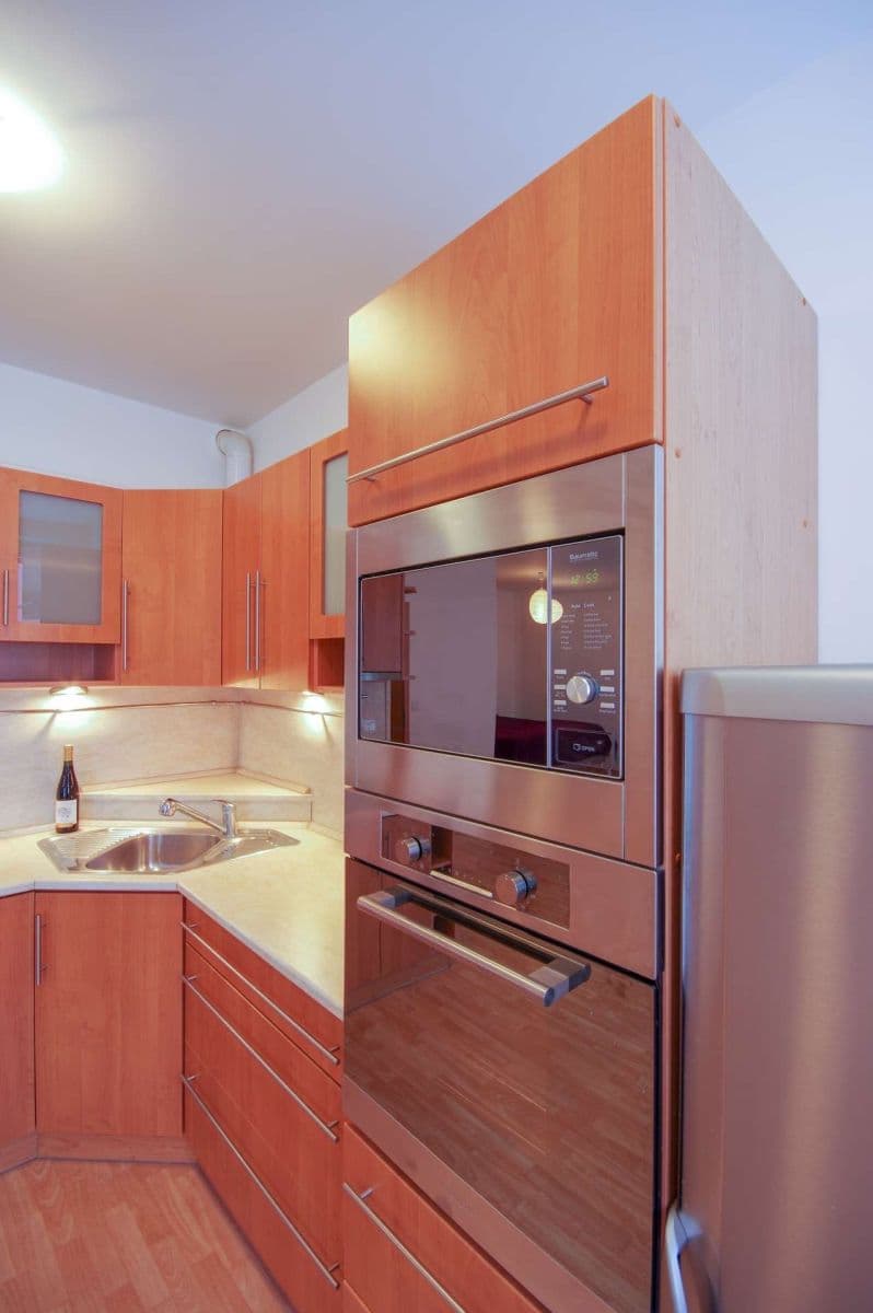 Pronájem bytu 1+kk 49 m², Novodvorská, Praha, Praha Pronájem bytu 1+kk 49 m², Novodvorská, Praha, Praha