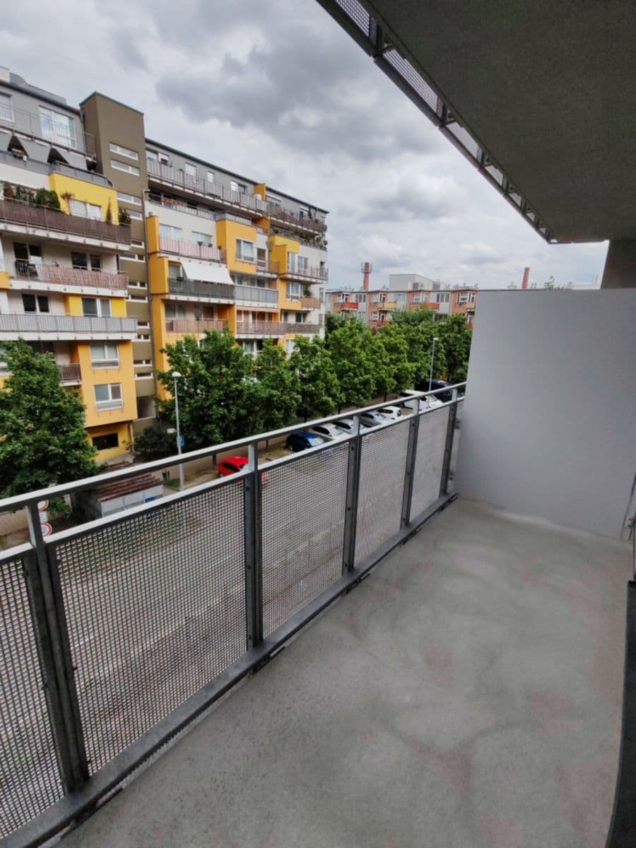 Pronájem bytu 1+kk 37 m², Gerstelova, Praha, Praha Pronájem bytu 1+kk 37 m², Gerstelova, Praha, Praha