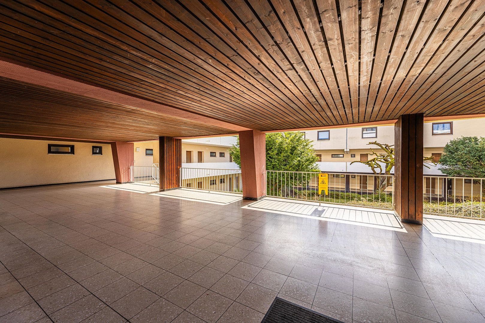Prodej bytu 3+1 97 m², Allerseeweg 14, Höchberg, Bavorsko Prodej bytu 3+1 97 m², Allerseeweg 14, Höchberg, Bavorsko