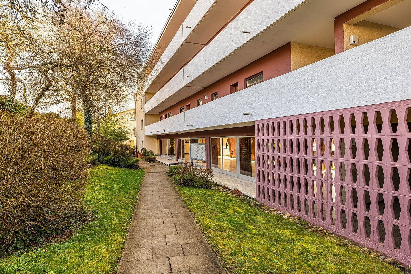 Prodej bytu 3+1 97 m², Allerseeweg 14, Höchberg, Bavorsko Prodej bytu 3+1 97 m², Allerseeweg 14, Höchberg, Bavorsko