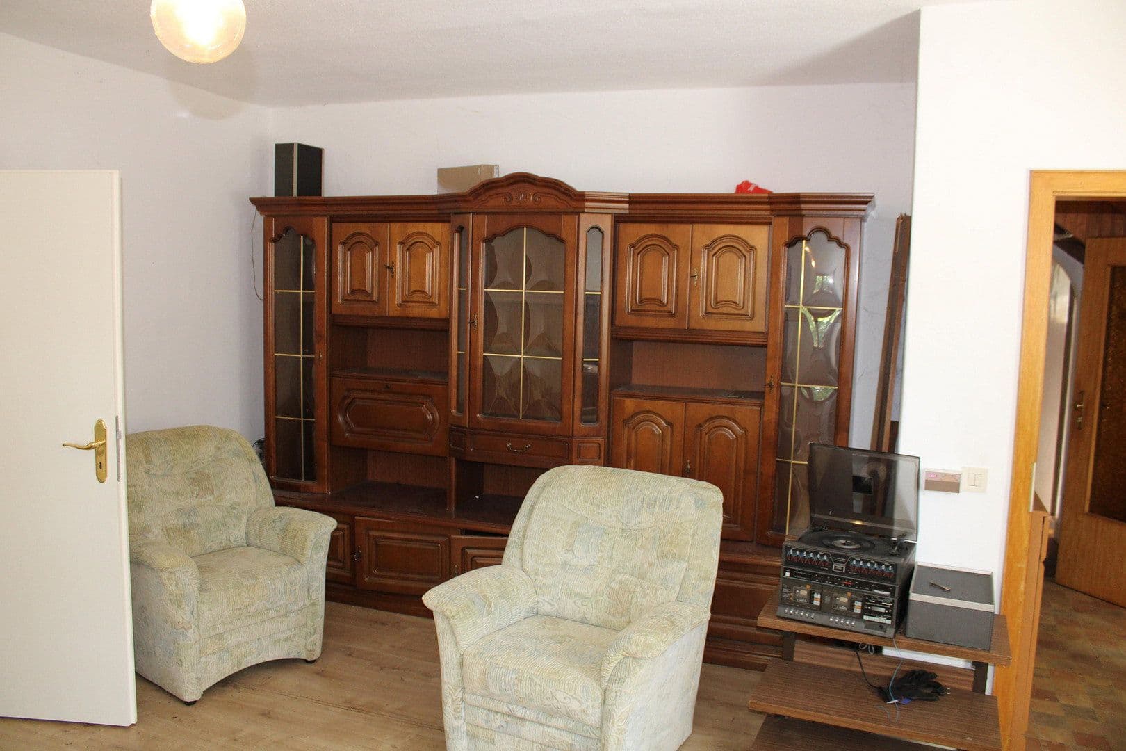 Prodej domu 166 m², pozemek 691 m², Medebach, Severní Porýní-Vestfálsko Prodej domu 166 m², pozemek 691 m², Medebach, Severní Porýní-Vestfálsko