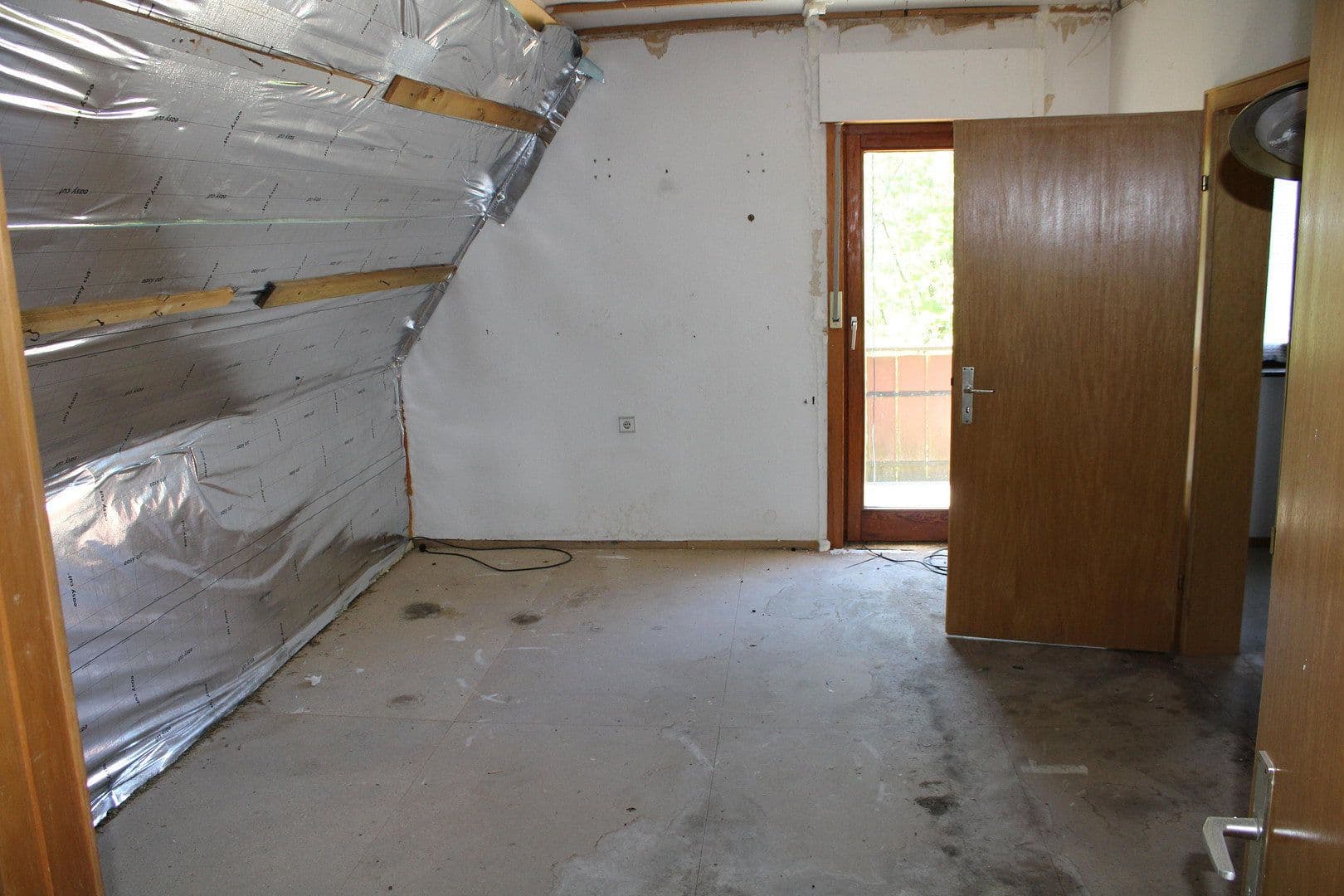 Prodej domu 166 m², pozemek 691 m², Medebach, Severní Porýní-Vestfálsko Prodej domu 166 m², pozemek 691 m², Medebach, Severní Porýní-Vestfálsko