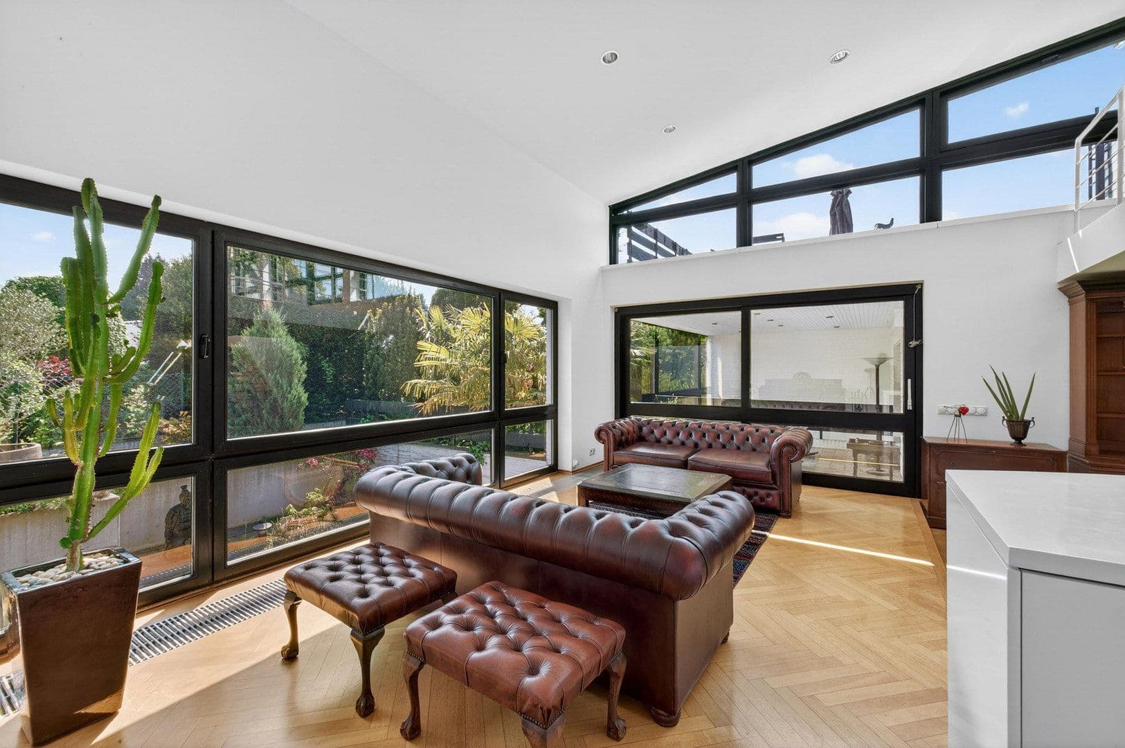 Prodej domu 377 m², pozemek 704 m², Tirgrathsfeldweg 7, Moers, Severní Porýní-Vestfálsko Prodej domu 377 m², pozemek 704 m², Tirgrathsfeldweg 7, Moers, Severní Porýní-Vestfálsko