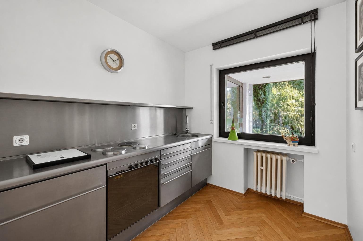 Prodej domu 377 m², pozemek 704 m², Tirgrathsfeldweg 7, Moers, Severní Porýní-Vestfálsko Prodej domu 377 m², pozemek 704 m², Tirgrathsfeldweg 7, Moers, Severní Porýní-Vestfálsko
