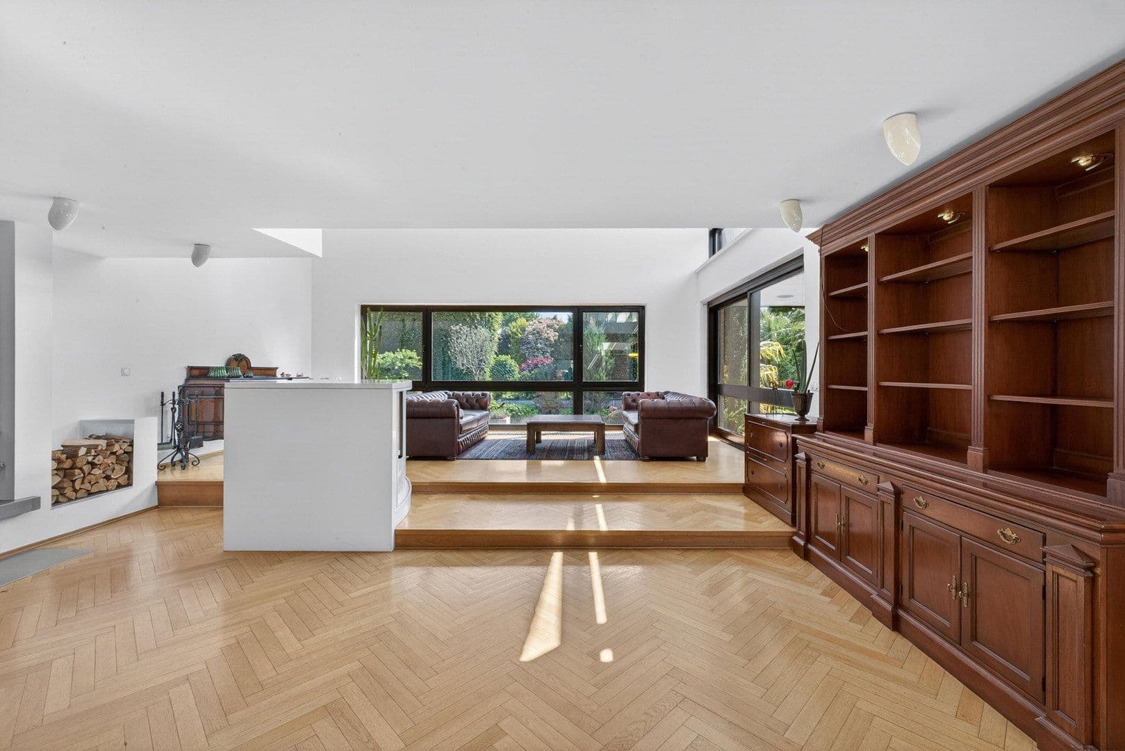 Prodej domu 377 m², pozemek 704 m², Tirgrathsfeldweg 7, Moers, Severní Porýní-Vestfálsko Prodej domu 377 m², pozemek 704 m², Tirgrathsfeldweg 7, Moers, Severní Porýní-Vestfálsko