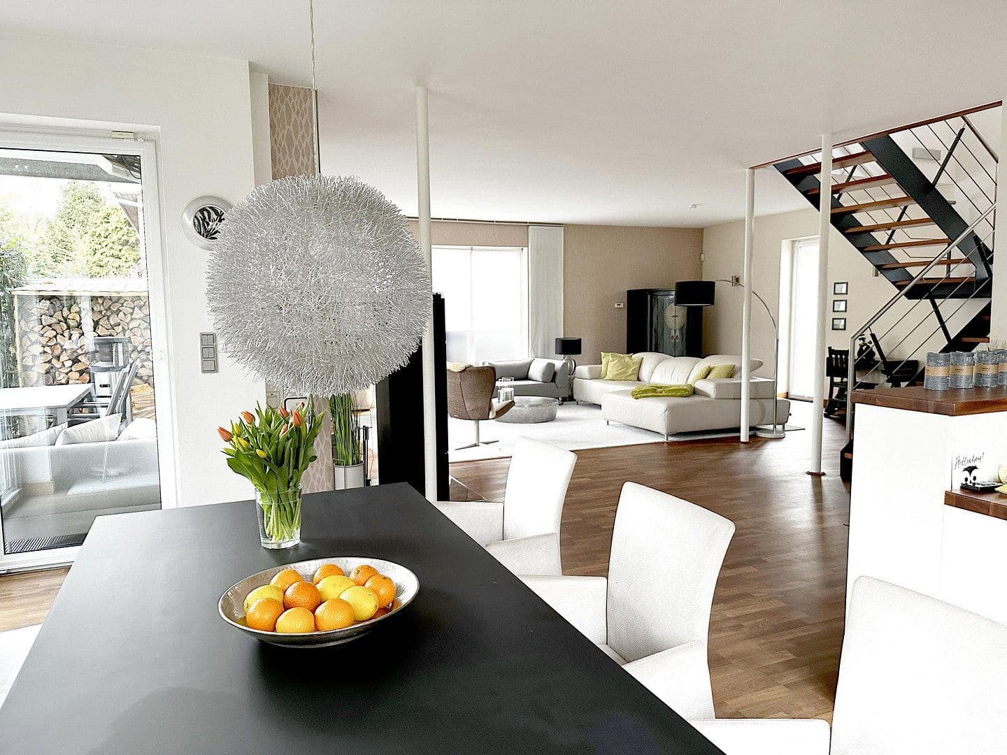 Prodej domu 210 m², pozemek 425 m², Pinneberg, Šlesvicko-Holštýnsko Prodej domu 210 m², pozemek 425 m², Pinneberg, Šlesvicko-Holštýnsko