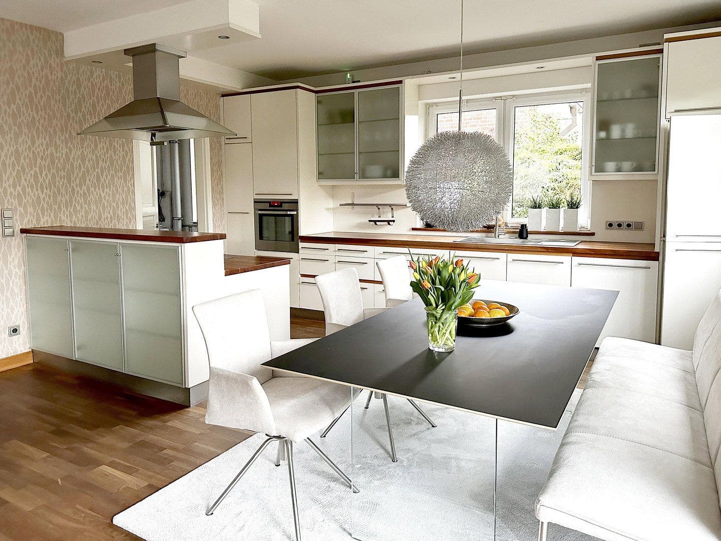 Prodej domu 210 m², pozemek 425 m², Pinneberg, Šlesvicko-Holštýnsko Prodej domu 210 m², pozemek 425 m², Pinneberg, Šlesvicko-Holštýnsko