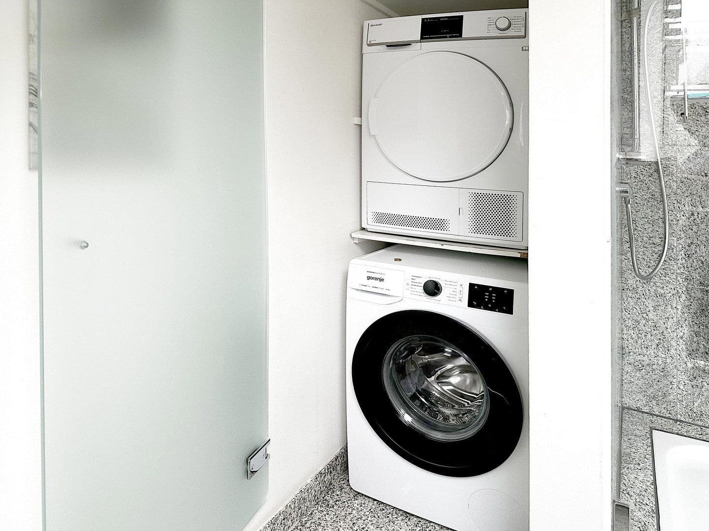 Prodej domu 210 m², pozemek 425 m², Pinneberg, Šlesvicko-Holštýnsko Prodej domu 210 m², pozemek 425 m², Pinneberg, Šlesvicko-Holštýnsko