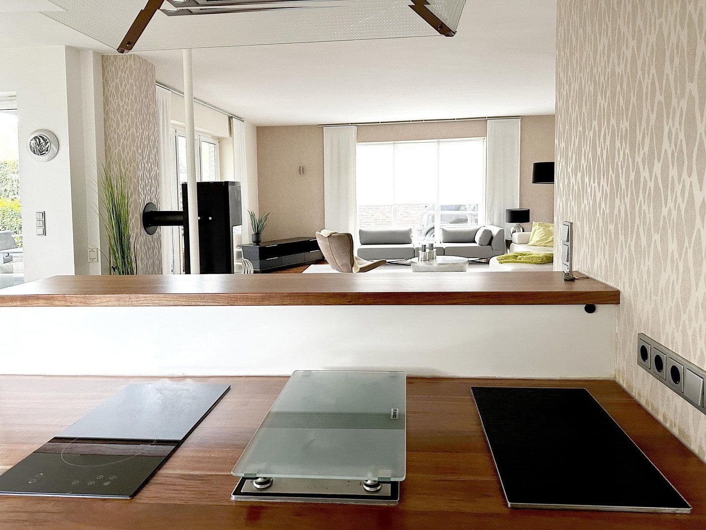Prodej domu 210 m², pozemek 425 m², Pinneberg, Šlesvicko-Holštýnsko Prodej domu 210 m², pozemek 425 m², Pinneberg, Šlesvicko-Holštýnsko