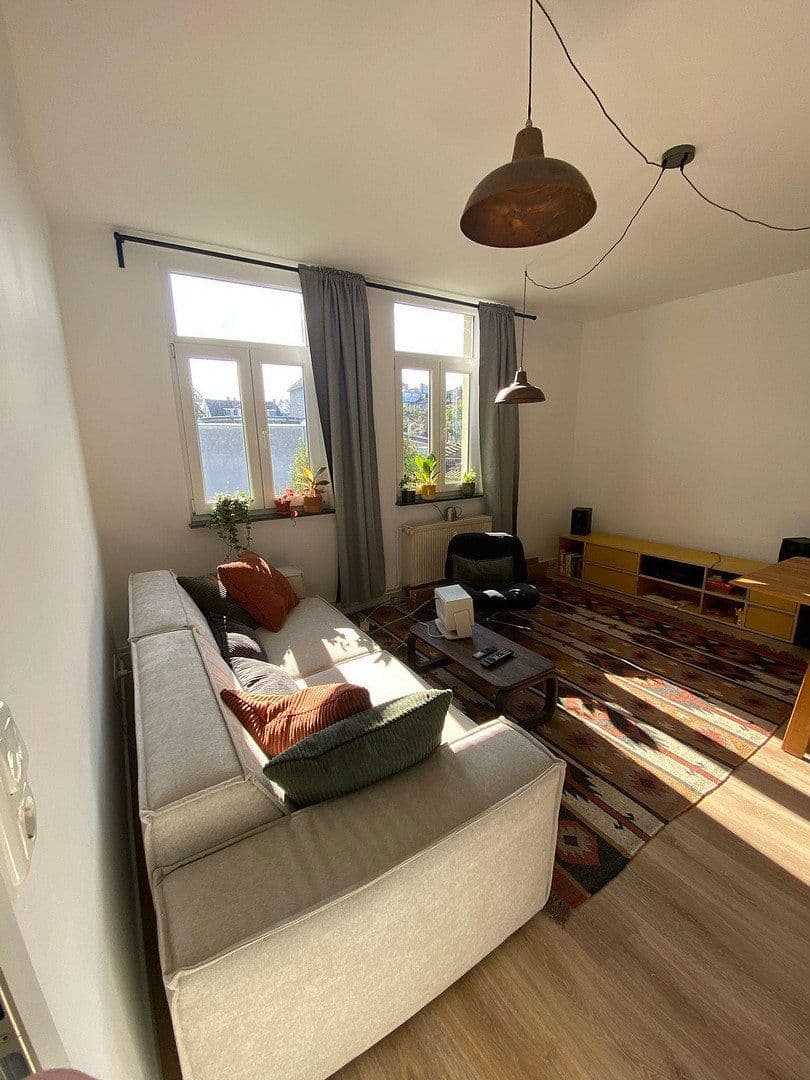 Pronájem bytu 3+1 60 m², Ahastraße 20, Darmstadt, Hessen Pronájem bytu 3+1 60 m², Ahastraße 20, Darmstadt, Hessen