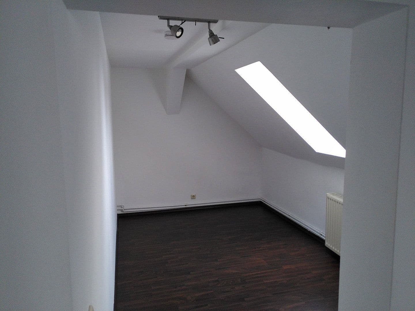 Prodej domu 311 m², pozemek 1.079 m², Wendeburg, Dolní Sasko Prodej domu 311 m², pozemek 1.079 m², Wendeburg, Dolní Sasko
