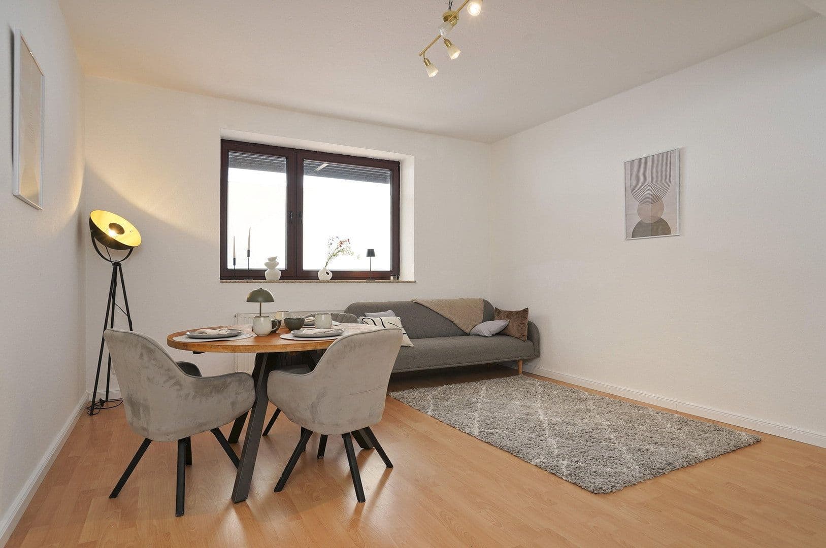 Prodej bytu 3+1 77 m², Bremen, Bremen Prodej bytu 3+1 77 m², Bremen, Bremen