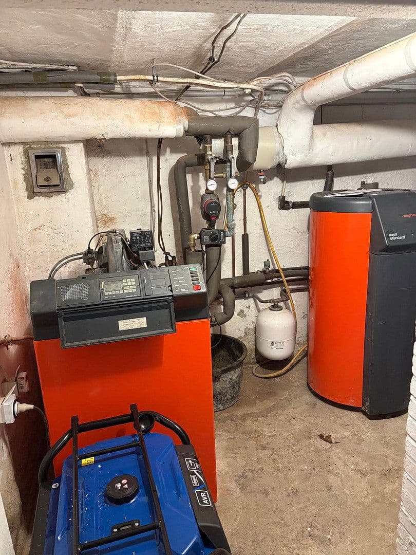 Prodej domu 300 m², pozemek 2.432 m², Möllberger Heide 105, Porta Westfalica, Severní Porýní-Vestfálsko Prodej domu 300 m², pozemek 2.432 m², Möllberger Heide 105, Porta Westfalica, Severní Porýní-Vestfálsko