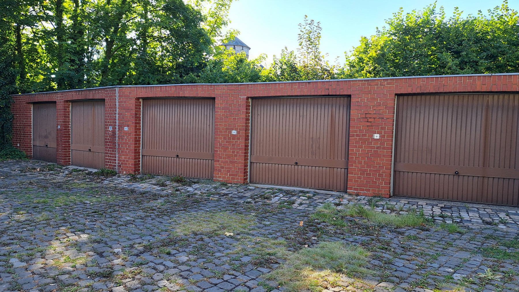 Prodej domu 170 m², pozemek 1.317 m², Grabenstraße 6, Stolberg, Severní Porýní-Vestfálsko Prodej domu 170 m², pozemek 1.317 m², Grabenstraße 6, Stolberg, Severní Porýní-Vestfálsko