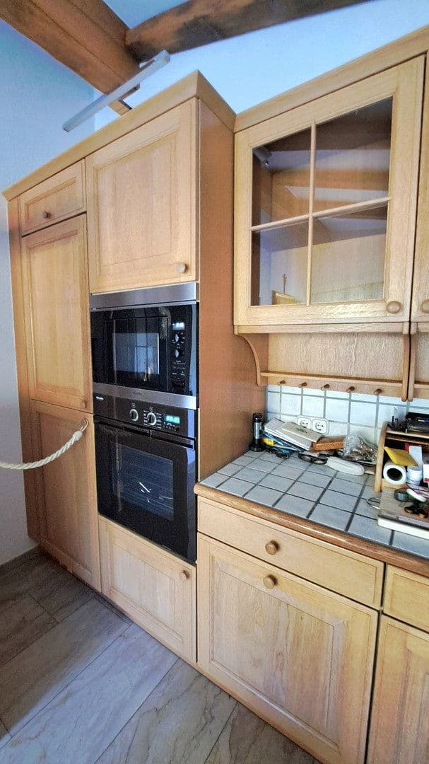 Prodej domu 170 m², pozemek 1.317 m², Grabenstraße 6, Stolberg, Severní Porýní-Vestfálsko Prodej domu 170 m², pozemek 1.317 m², Grabenstraße 6, Stolberg, Severní Porýní-Vestfálsko