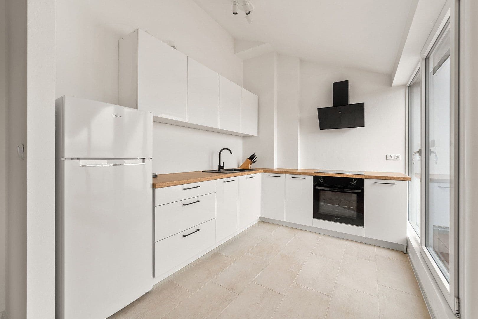 Prodej bytu 2+1 62 m², Bürgerstraße 26, Berlin, Berlín Prodej bytu 2+1 62 m², Bürgerstraße 26, Berlin, Berlín