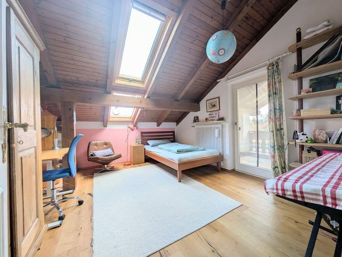 Prodej domu 200 m², pozemek 640 m², An der Weinleite 5, Ebersberg, Bavorsko Prodej domu 200 m², pozemek 640 m², An der Weinleite 5, Ebersberg, Bavorsko