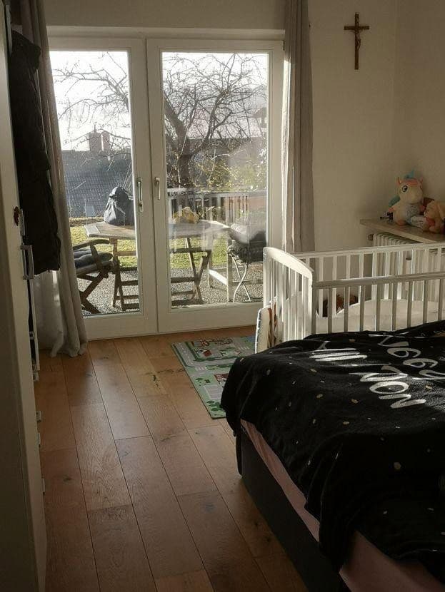 Prodej domu 200 m², pozemek 640 m², An der Weinleite 5, Ebersberg, Bavorsko Prodej domu 200 m², pozemek 640 m², An der Weinleite 5, Ebersberg, Bavorsko