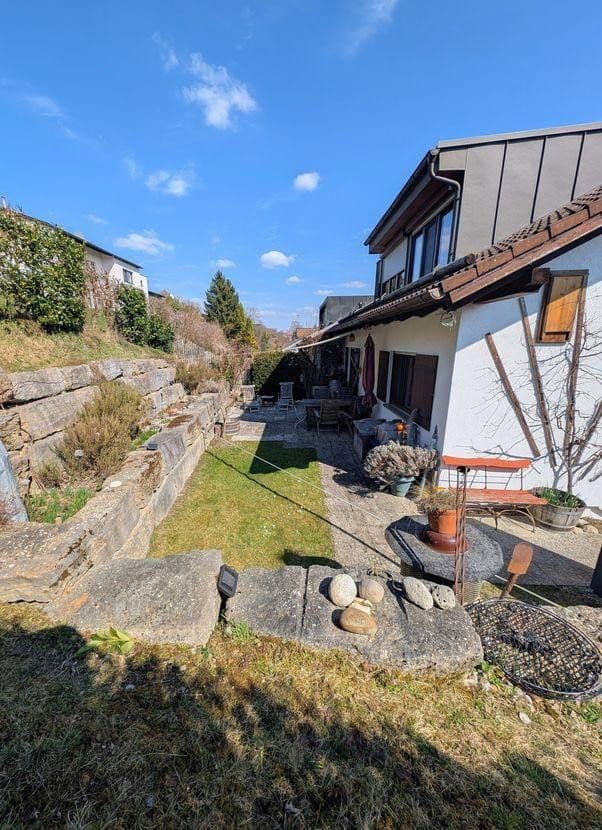 Prodej domu 200 m², pozemek 640 m², An der Weinleite 5, Ebersberg, Bavorsko Prodej domu 200 m², pozemek 640 m², An der Weinleite 5, Ebersberg, Bavorsko