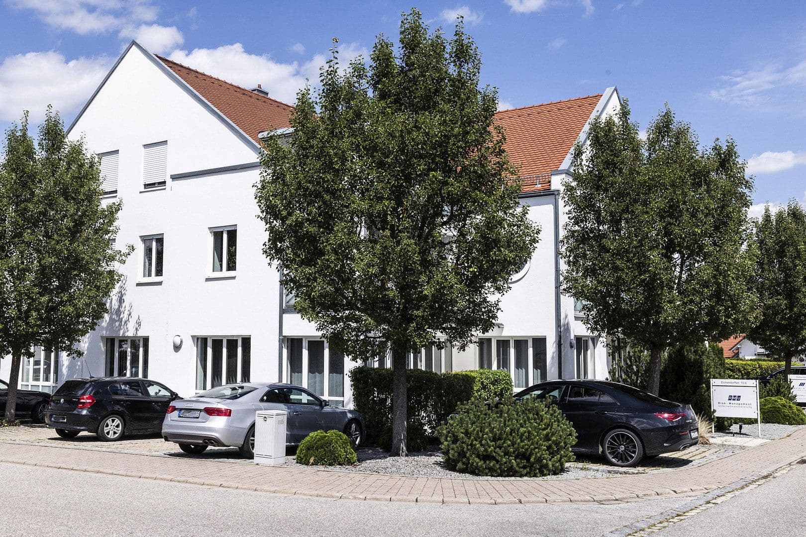 Pronájem kanceláře 404 m², Neufahrn in Niederbayern, Bavorsko Pronájem kanceláře 404 m², Neufahrn in Niederbayern, Bavorsko