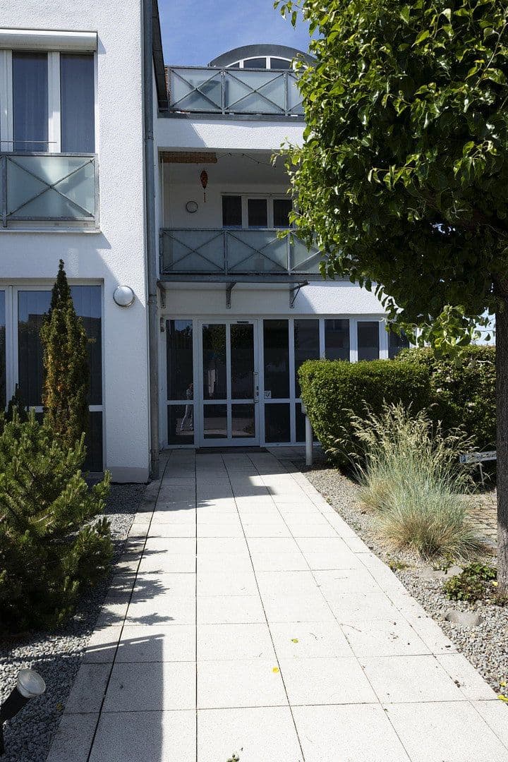 Pronájem kanceláře 404 m², Neufahrn in Niederbayern, Bavorsko Pronájem kanceláře 404 m², Neufahrn in Niederbayern, Bavorsko