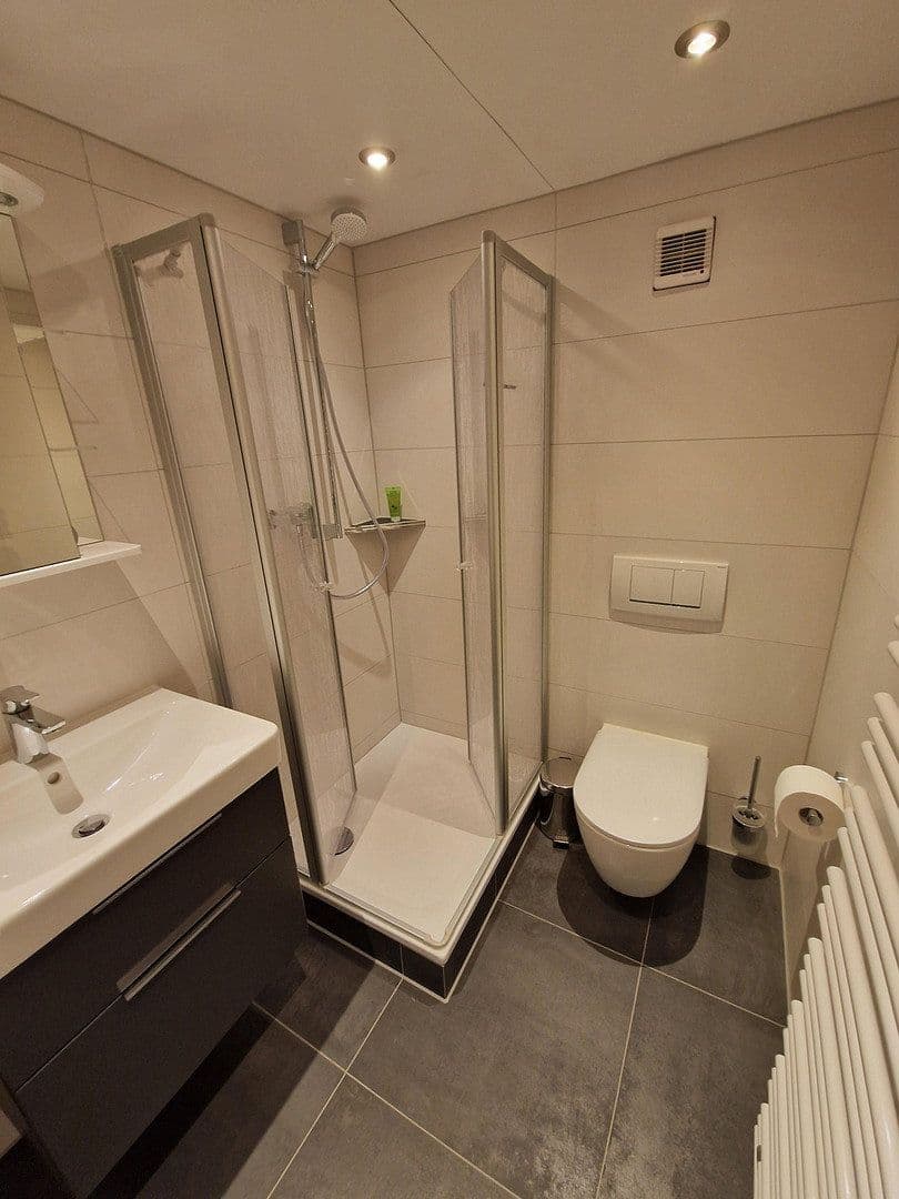 Prodej domu 251 m², pozemek 2.000 m², Neidenfels, Porýní-Falc Prodej domu 251 m², pozemek 2.000 m², Neidenfels, Porýní-Falc